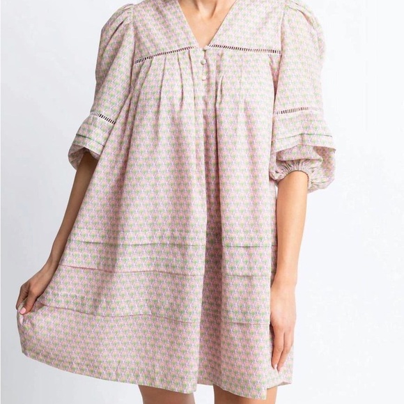 Karlie Pink Patterned Puff Sleeve Dress - Picture 2 of 5